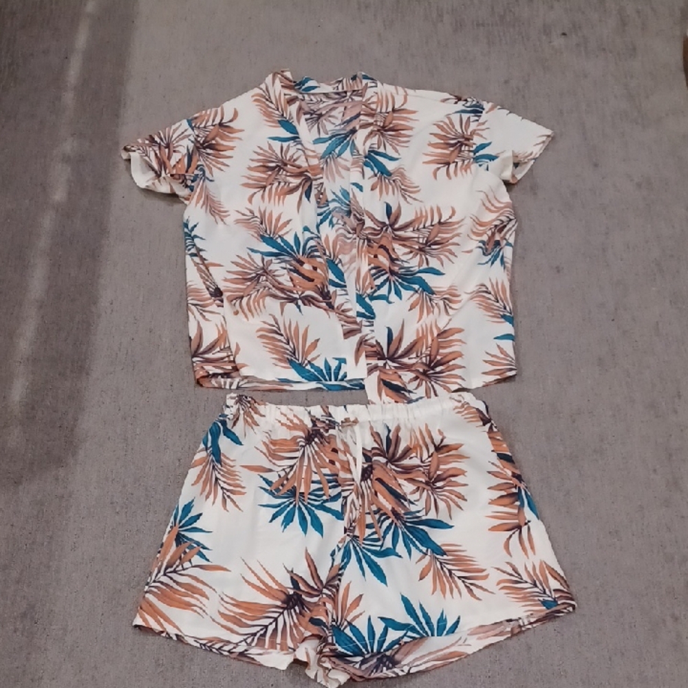 SHEIN Tropical Print Co-ord Set in Cream & Brown 1X